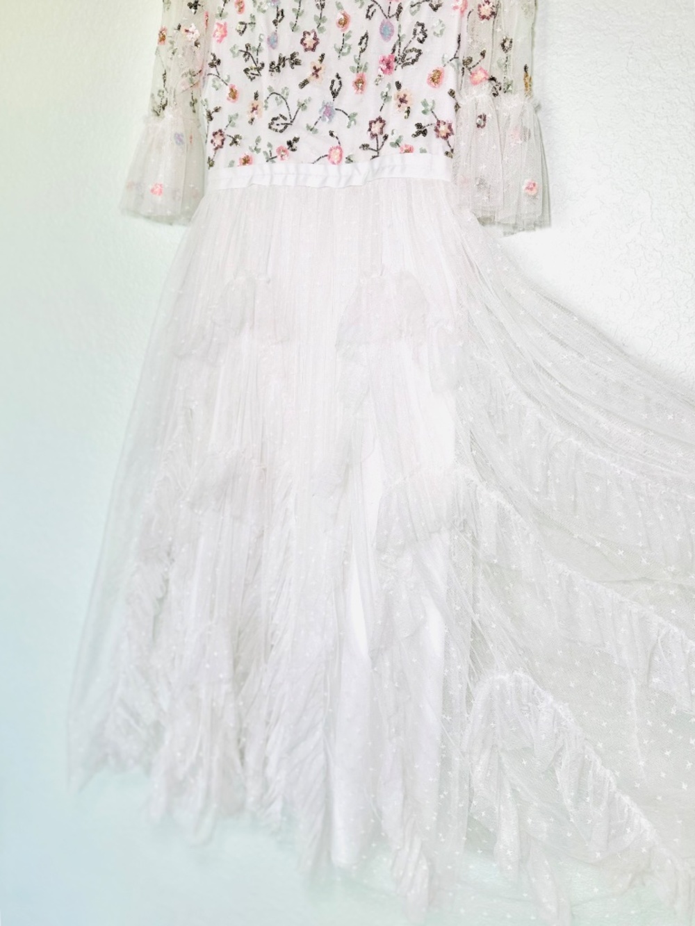 Ivy City Co Paris Dress Small White Floral Beaded Lace Ruffle Bridal Modest - Picture 4 of 10